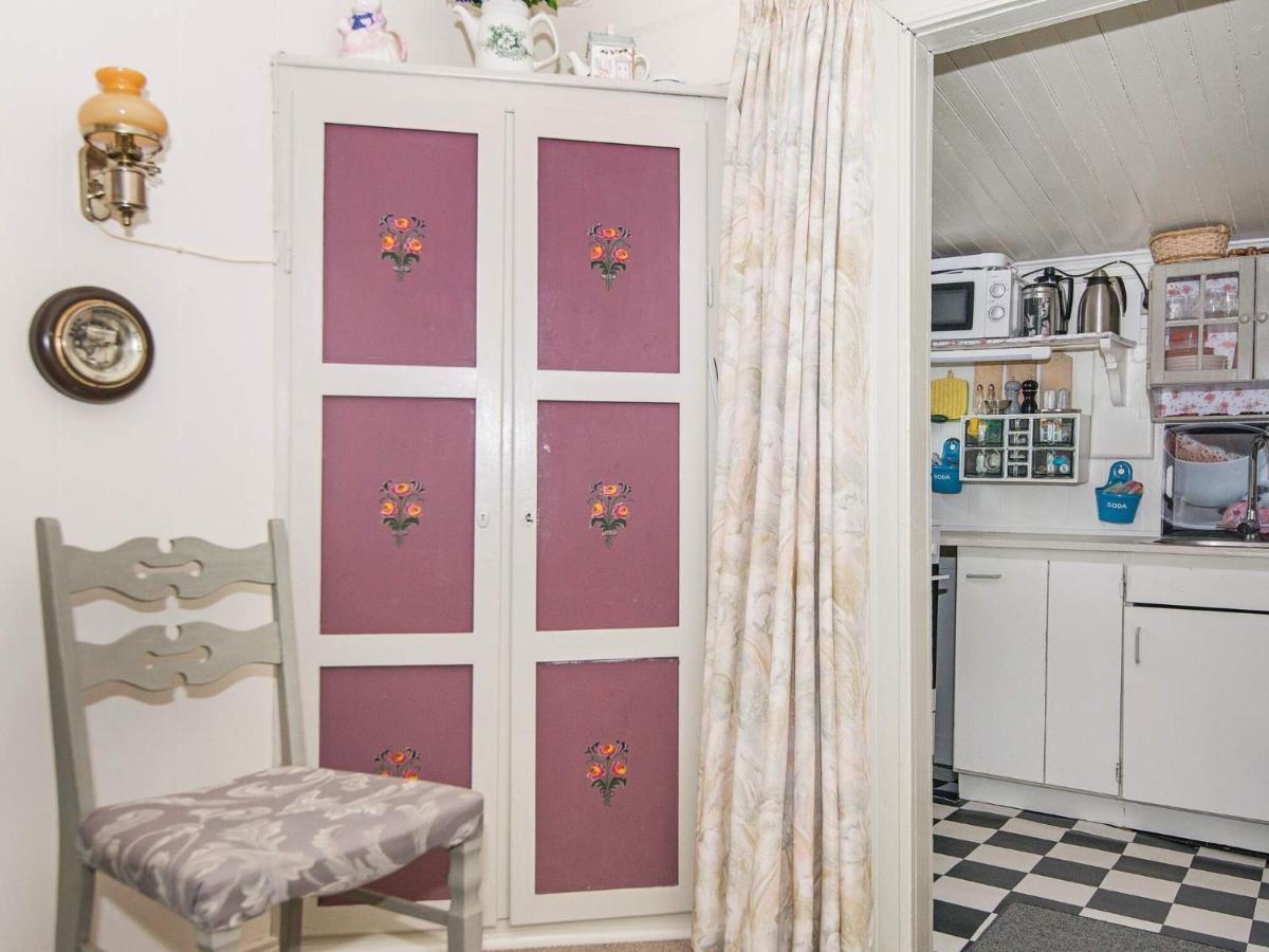 4 Person Holiday Home In R M Lakolk 外观 照片